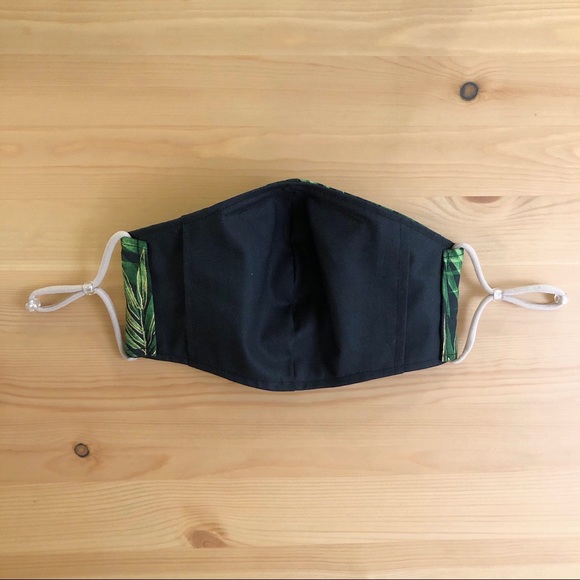 2 for 25$ Custom Handmade Face Mask / Black Liner - Picture 2 of 11